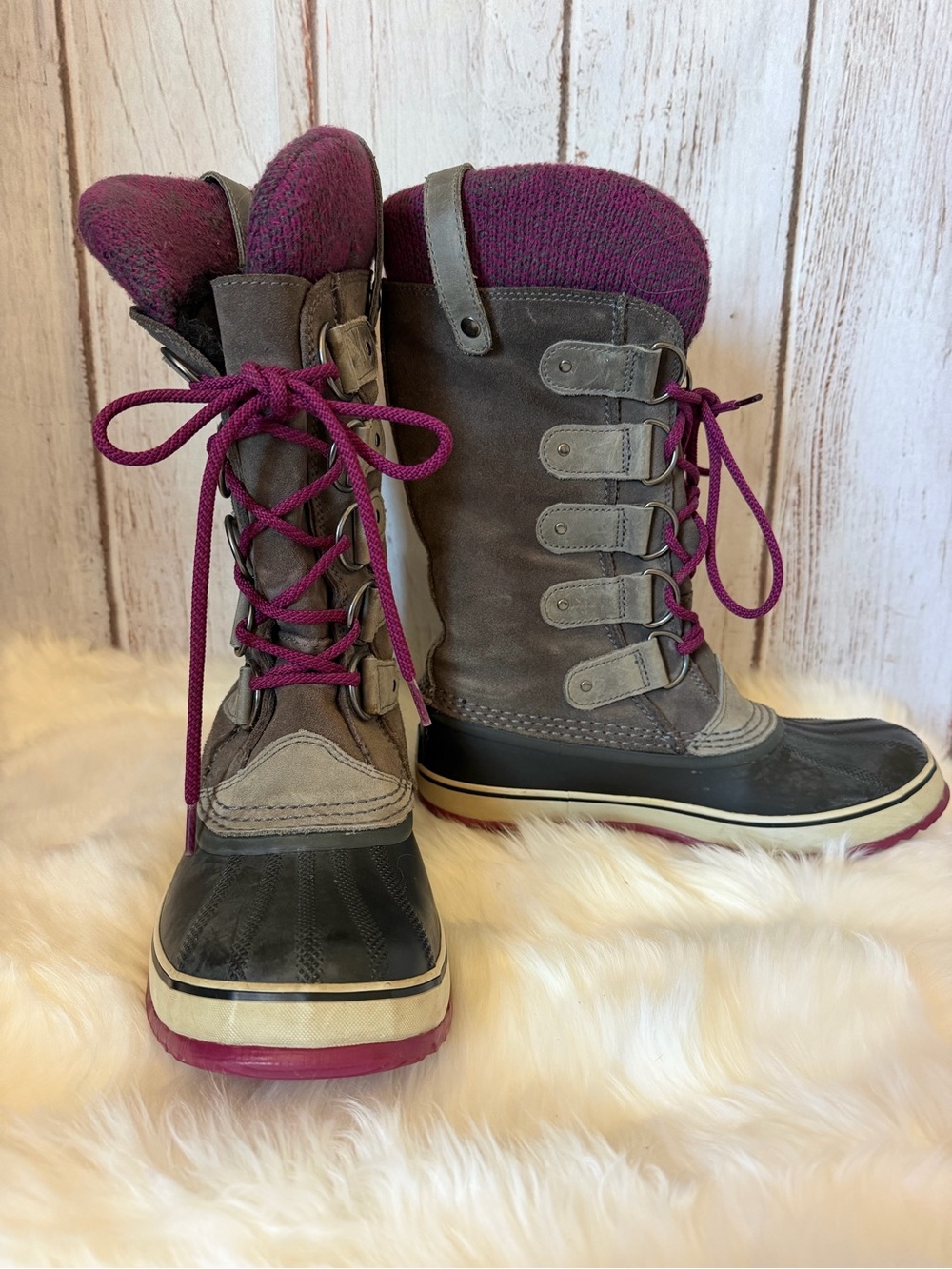 Sorel Joan of Arctic Knit Size 9 Winter Boots Gray Purple Waterproof Size 9